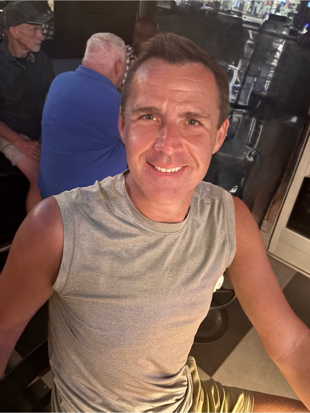 Meet your Posher, Jason